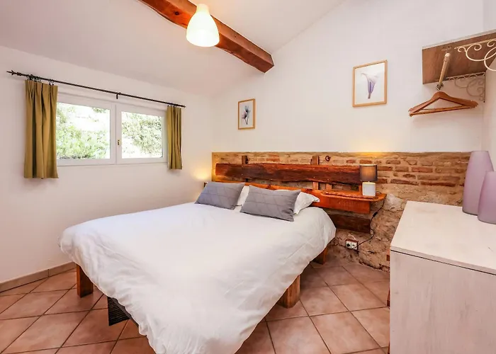 Vakantiehuis Les Hauts De Jeanvert - De Charme - Piscine - *